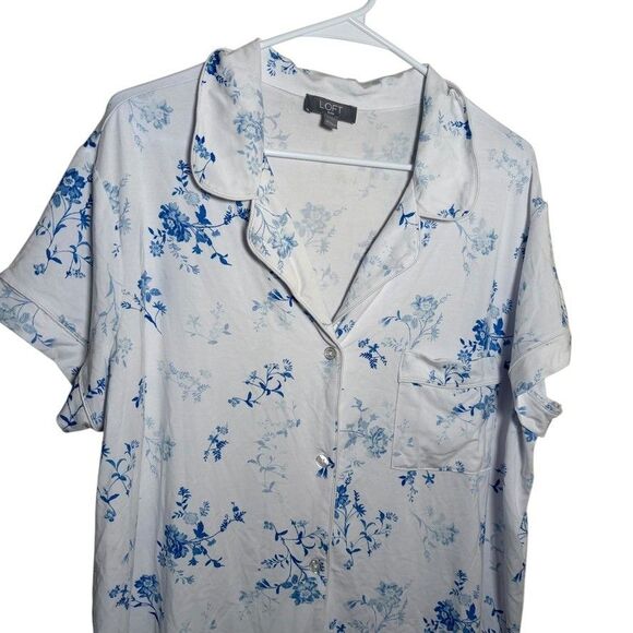 Loft Pajama Top Women's XL Blue Floral Button Up Collared Short Sleeve - Picture 2 of 9